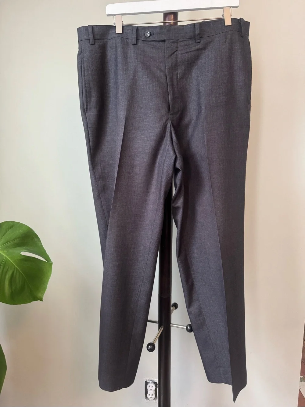 Calvin Klein Charcoal Gray Two-Piece Suit 44L